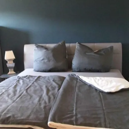 Luthers Stuebchen Apartman *